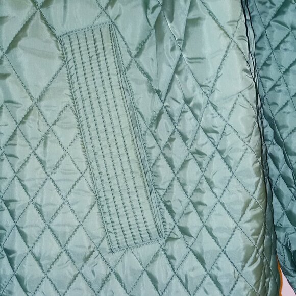 YAS spring jacket. Soft green. Very light. Perfect for colder summer days. - Picture 6 of 8